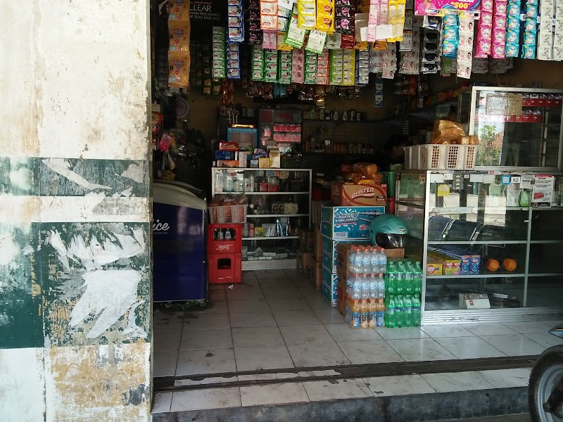 Sudartin: Toko Retail Cilacap yang Menyatu dengan Kehidupan Warga